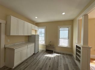 7 Mount Vernon St APT 1, Fitchburg, MA 01420