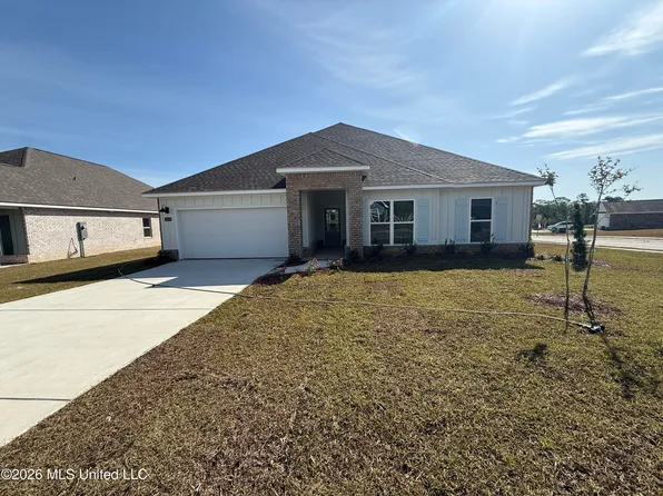 14208 Quill Ave, Biloxi, MS 39532