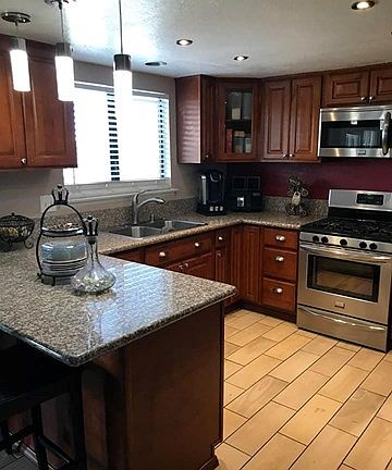 4th image of 17716 Seaforth St