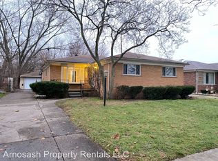 21840 Avon Rd, Oak Park, MI 48237