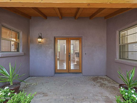 4th image of 3756 Placita Vergel
