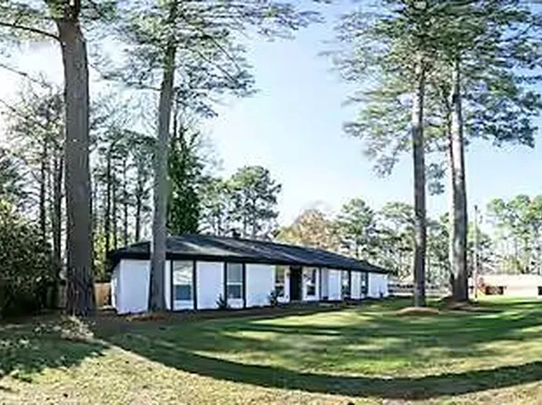 100 Vine Ln, Brandon, MS 39047