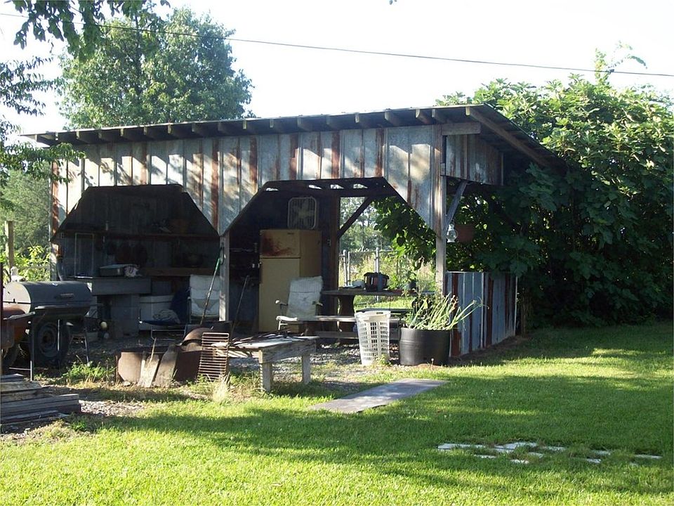 2nd image of 2515 Greeson Bend Rd