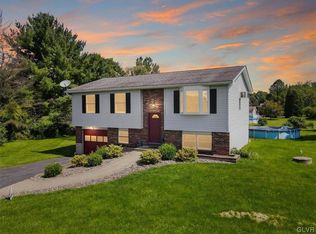 346 Long Mountain Rd, Effort, PA 18330