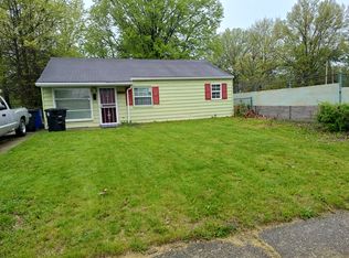 19223 Firwood Rd, Cleveland, OH 44110