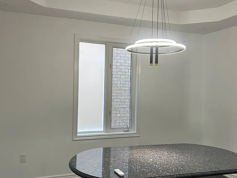 35 Gemini Cres — Photo 9