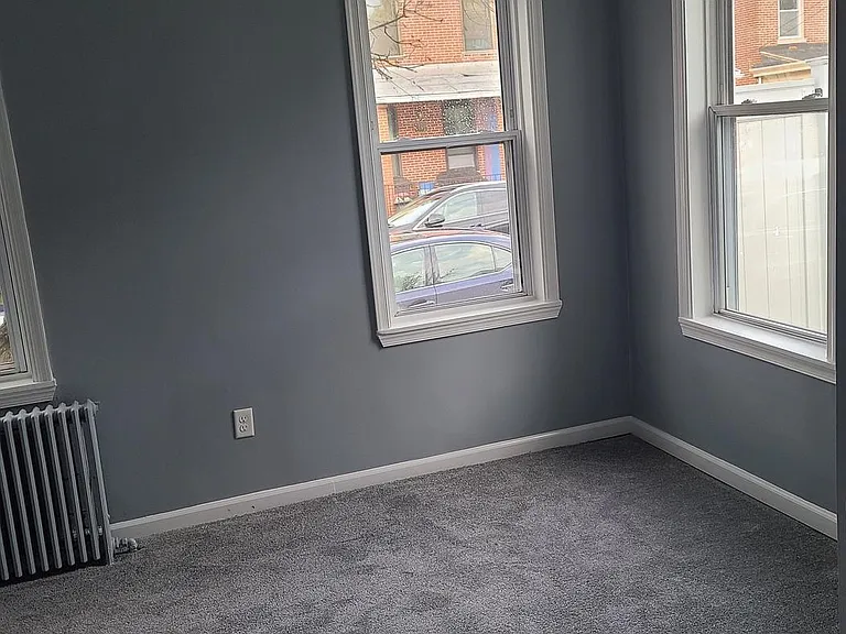 918 N Clayton St #1 — Photo 8