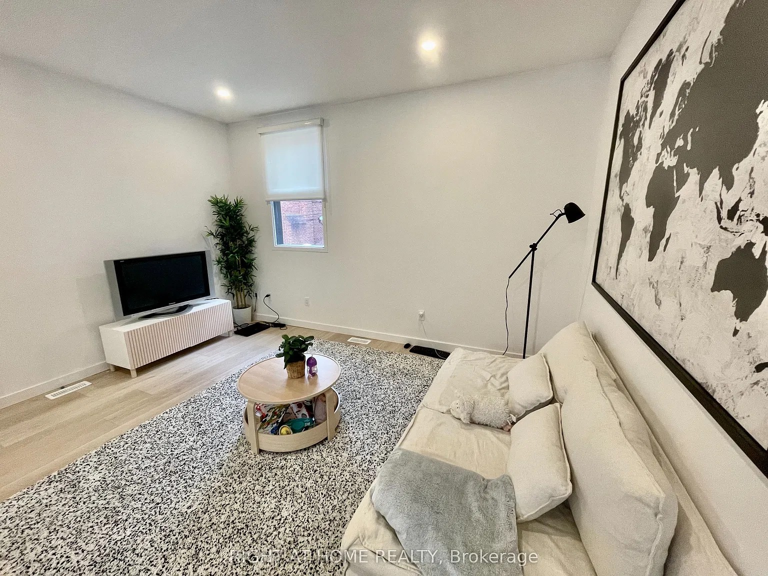 2 bed, $3,100 — Photo 3