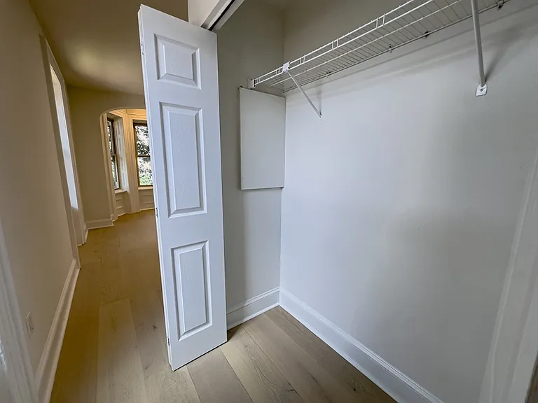 1703 Green St #5 — Photo 17