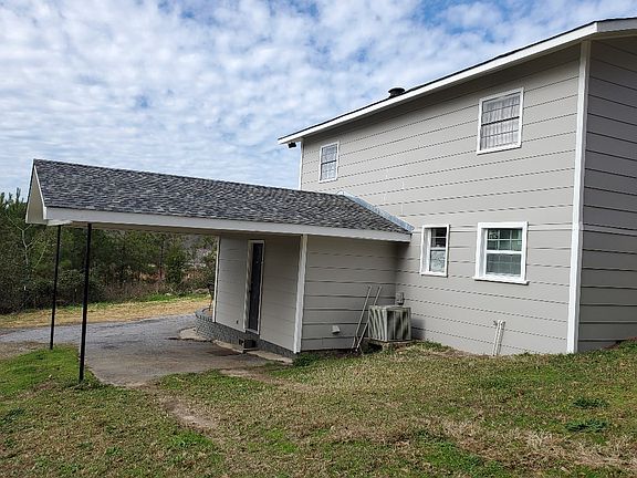 5th image of 2 Faye Dr