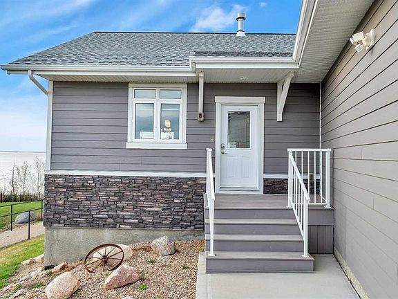 2nd image of 23 N Marina View Close Rural Stettler #6