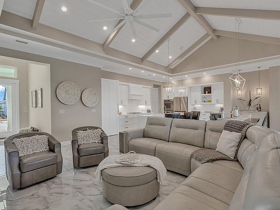3rd image of 6881 Belancino Blvd.