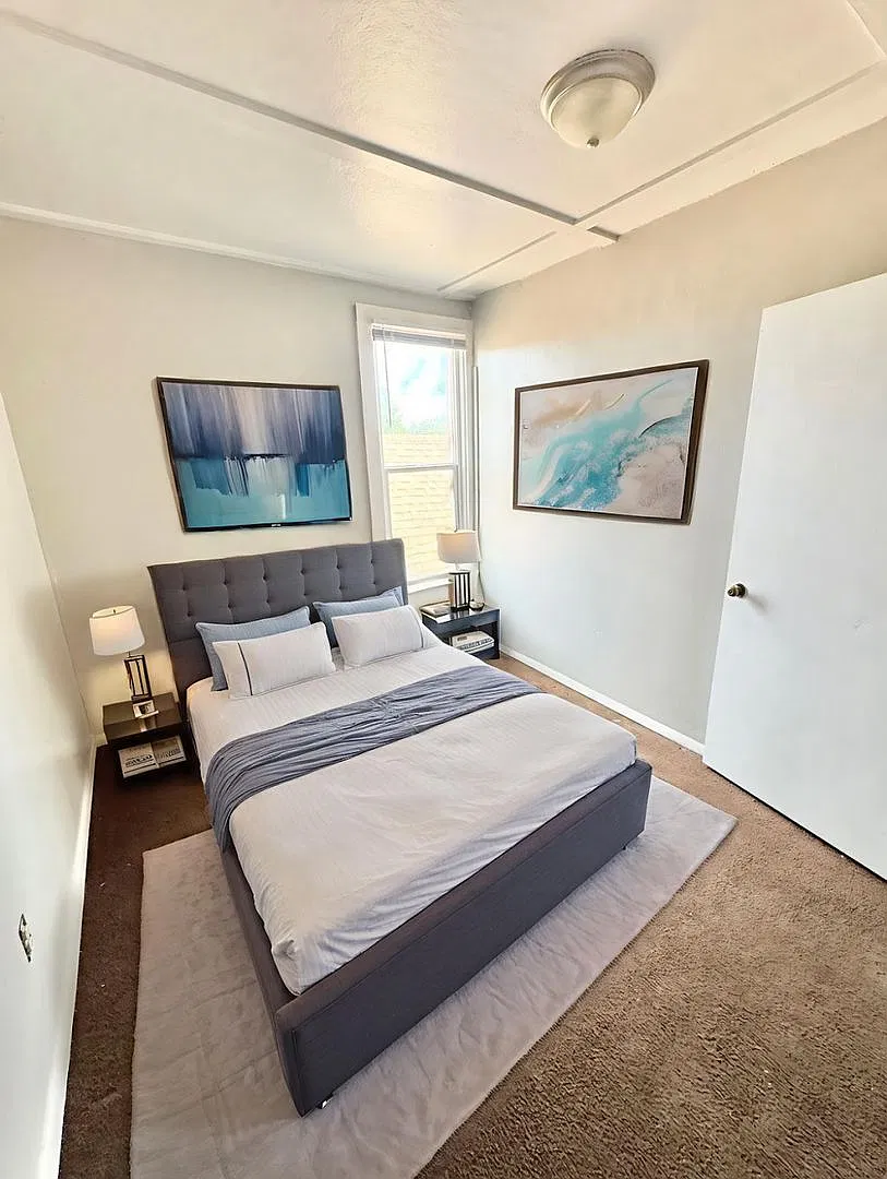 1230 E Evans Ave — Photo 3