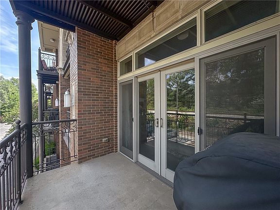 3rd image of 600 W Meadow St APT 205