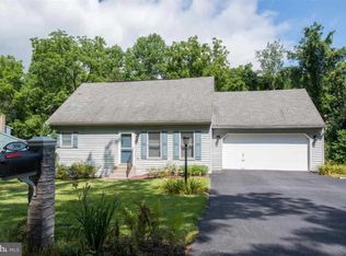 350 Cartref Rd, Etters, PA 17319