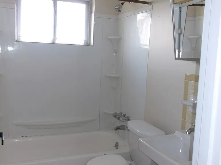 5402 Logwood Ave — Photo 9