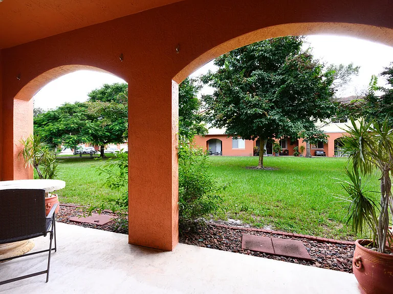 40 SE Sedona Cir #103 — Photo 18