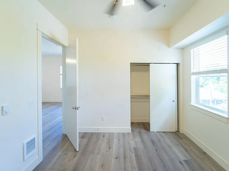 Capitol Hill Apartments — Photo 155