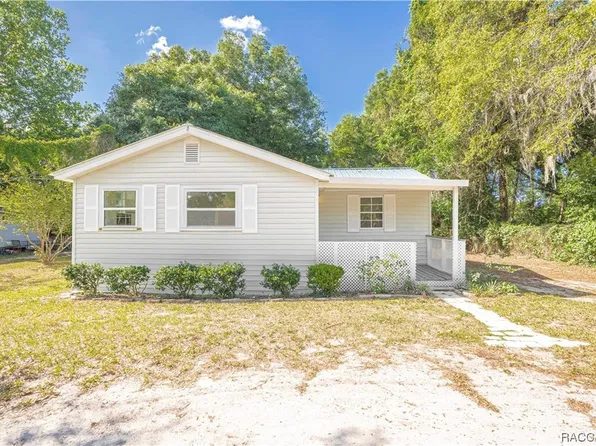 1800 NE 95th St, Anthony, FL 32617