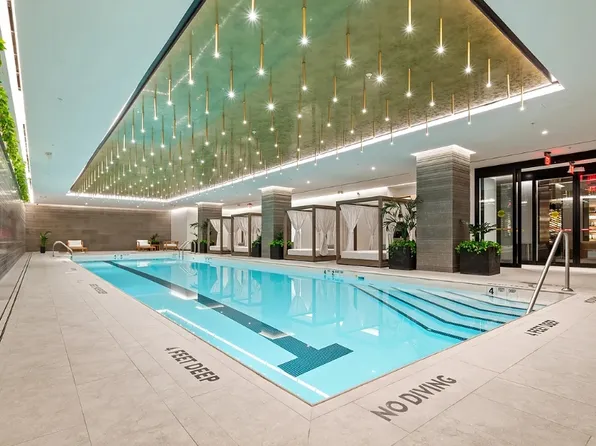 225 West 28th Street image 14 of 21