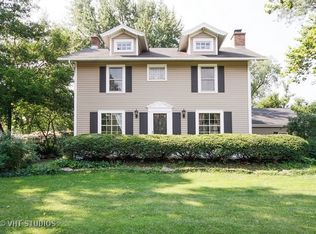 273 Geneva Rd, Glen Ellyn, IL 60137