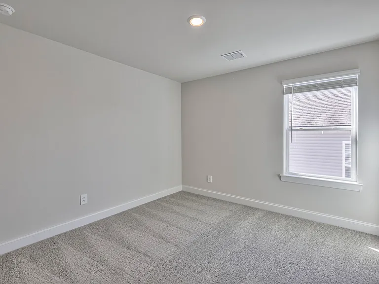 118 Fernbank Ln — Photo 37