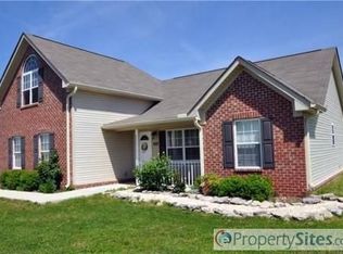 625 Puckett Rd, Watertown, TN 37184