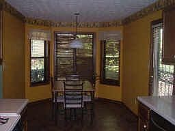 4th image of 7710 Oakvale Dr