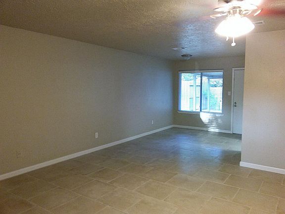 3rd image of 11447 Loyola Dr