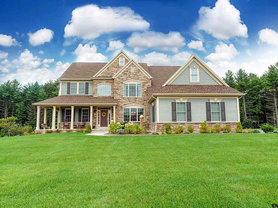 1st image of 14 Primrose Cir