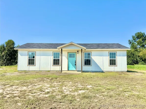 619 S 3rd Ave #B, Warner, OK 74469