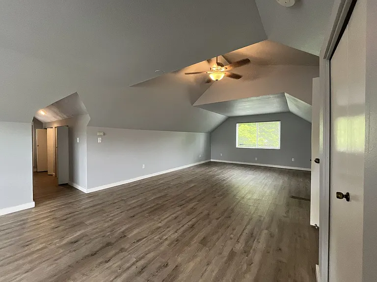 13208 NE Glisan St — Photo 31