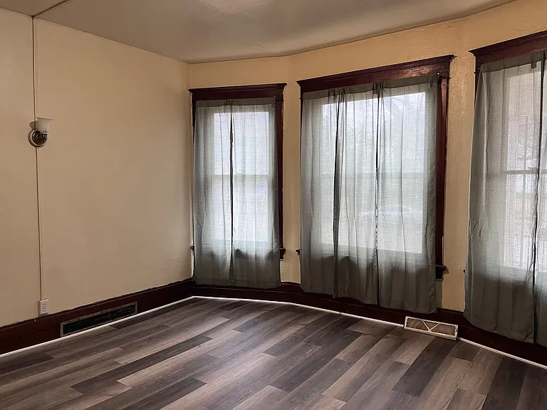 326 Western Ave #2 — Photo 8