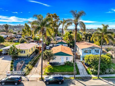 6073-6075 Broadway St, San Diego, CA, 92101