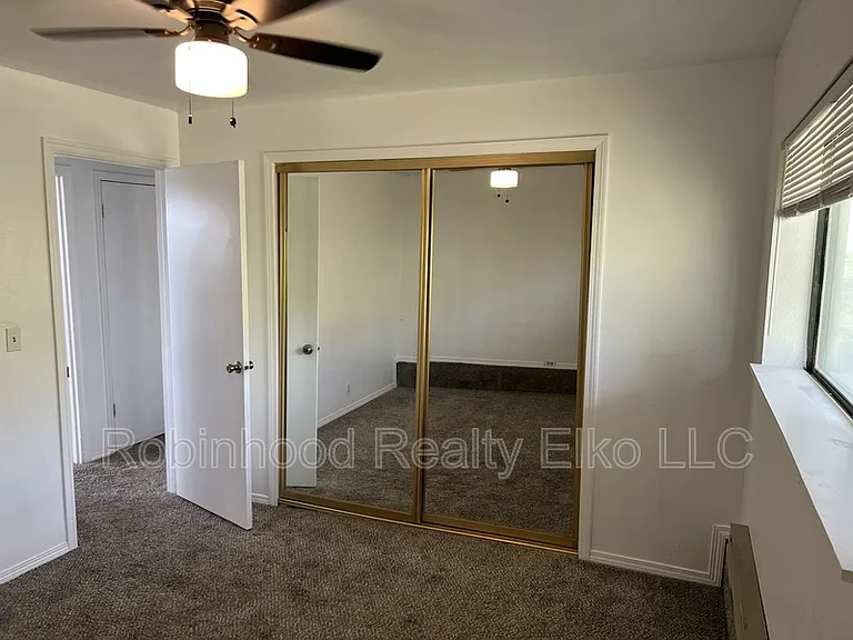 397 Parkchester Dr #2 — Photo 18