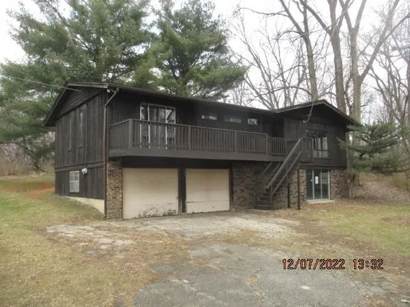 6602 Antler Trl, Rockford, IL 61102