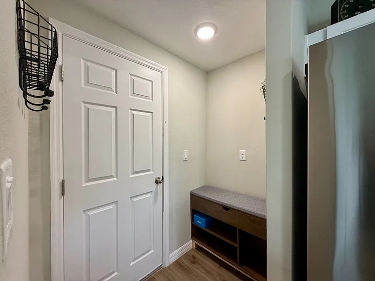 870 Sand Sea Pl — Photo 8