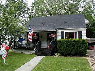 1st image of 1617 N Greenbrook Ln