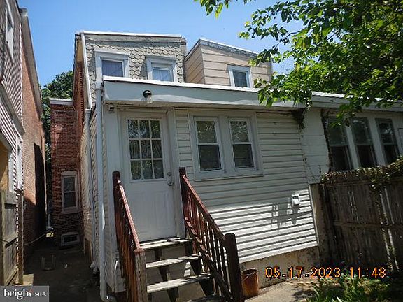 4th image of 122 W 23rd St