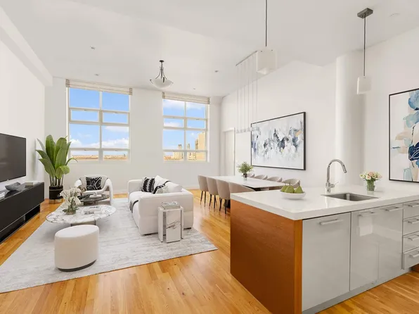 360 Furman Street 1030/1031 image 1 of 18