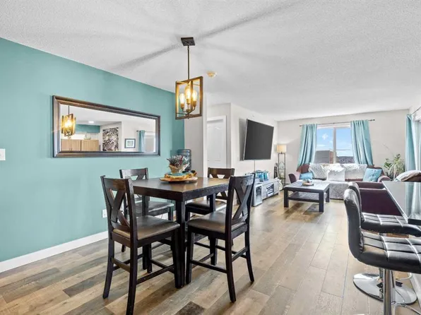 7110 SW 80th Ave NE #401, Calgary, AB T3J 0N4