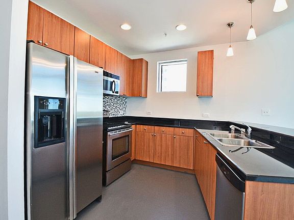 5th image of 525 E Jackson St Unit 701