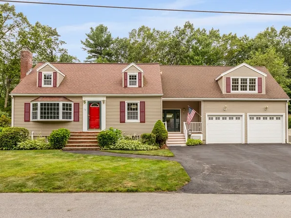 10 Walnut Rd, Chelmsford, MA 01824