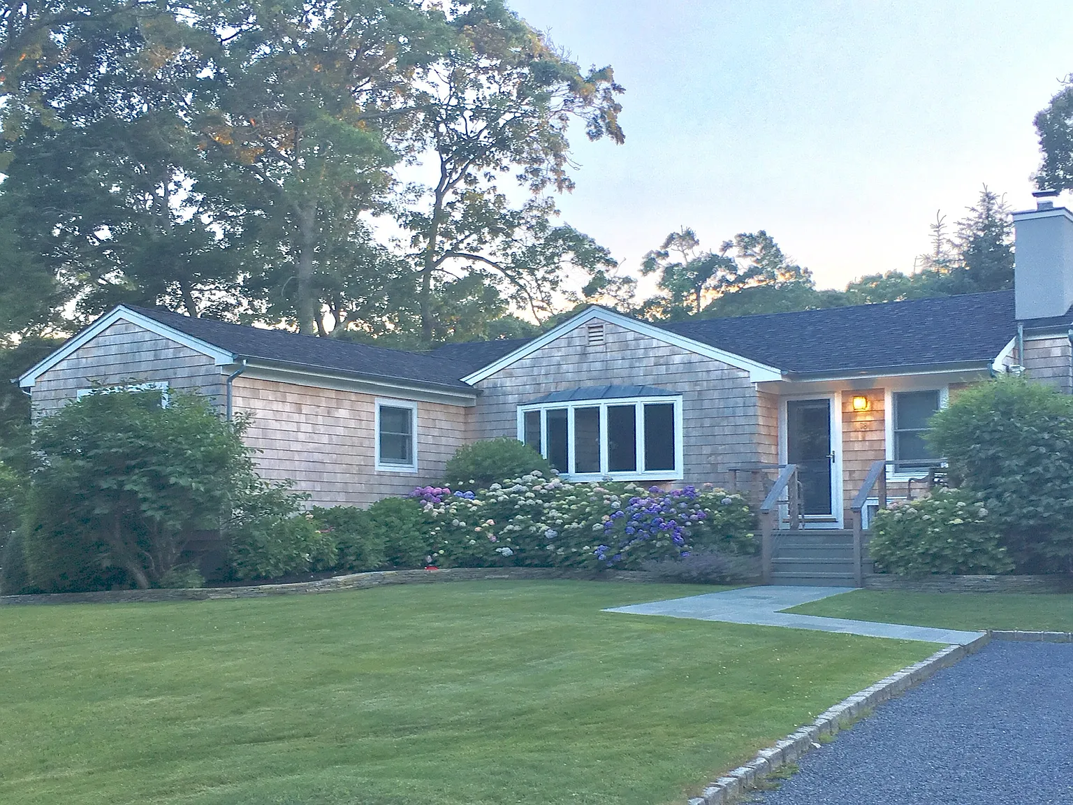 Charming Cedar Ranch — Photo 1