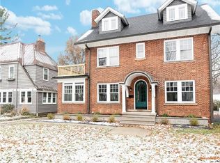 2612 Ashton Rd, Cleveland Heights, OH 44118