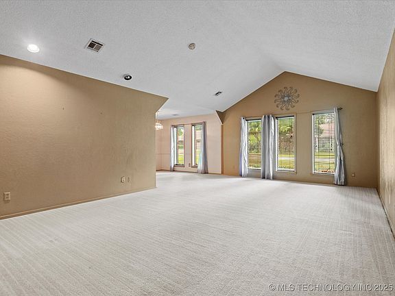 3rd image of 2400 Georgetown Dr