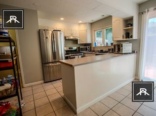 148 Thorndike St, Brookline, MA 02446