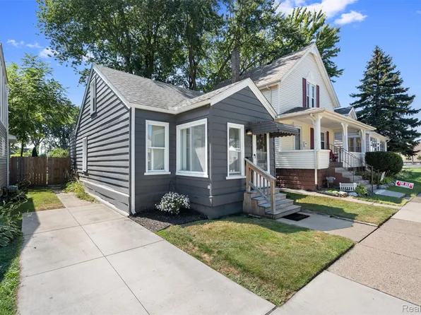 1100 Rosewood St, Ferndale, MI 48220