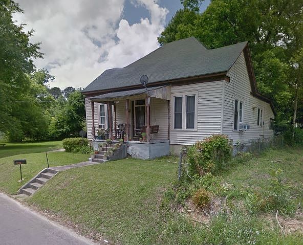 2nd image of 2241 42nd Ave