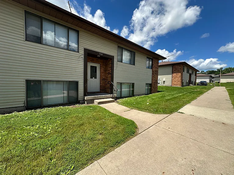 950 Boston Way #8 — Photo 11